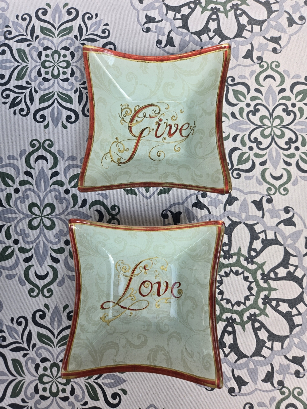 Give & Love Decorative Glass Trinket Dishes